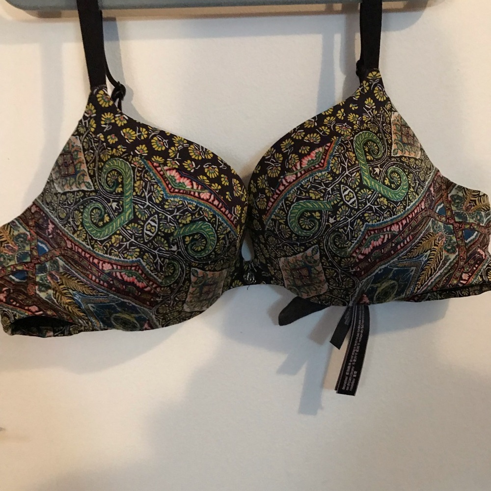 Victoria Secret Very Sexy push up 34b